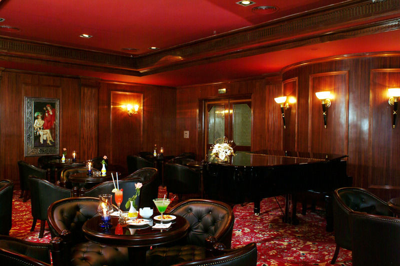 Ramada By Wyndham Fes Hotell Eksteriør bilde